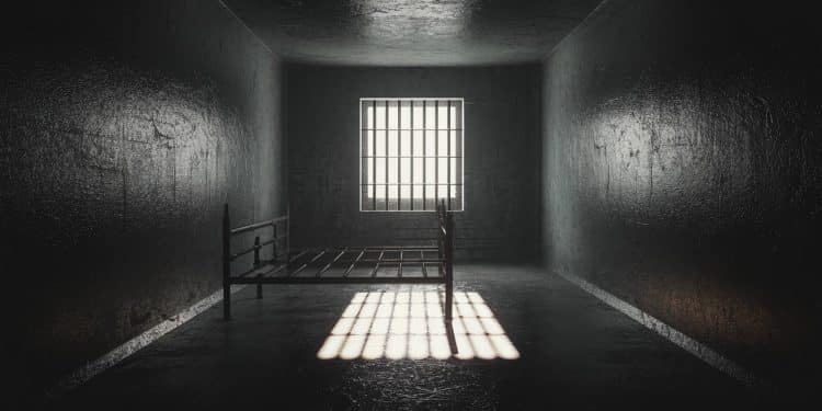 Une juge soppose à lisolement carcéral du braqueur multirécidiviste Redoine Faïd estimant ses conditions contraires à la dignité humaine Un appel a été fait   Viral Mag