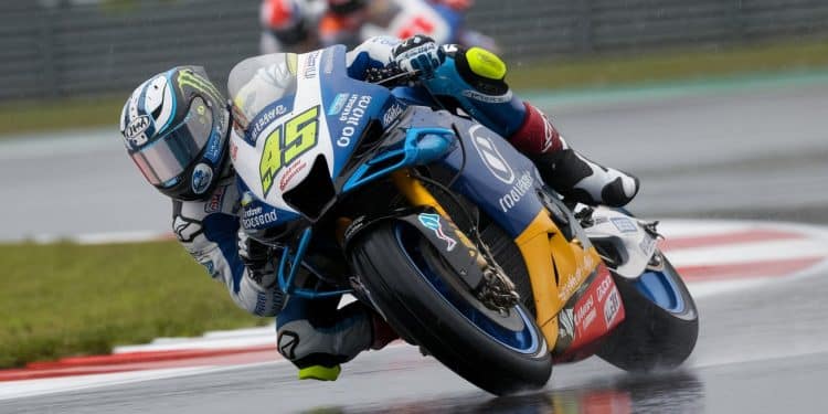 Le MotoGP en Malaisie : Martin aux portes de la couronne mondiale - Viral Mag Jorge Martin favori du titre remporte la course sprint du GP de Malaisie et se rapproche du sacre mondial suite à la chute de Bagnaia Viral Mag