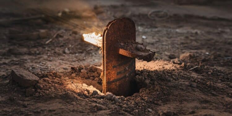 Le Transfert Inédit de Mines Antipersonnel par les États-Unis à l’Ukraine - Viral Mag Les États Unis fournissent des mines antipersonnel à lUkraine posant un défi sans précédent à la Convention dOttawa Découvrez les implications Viral Mag