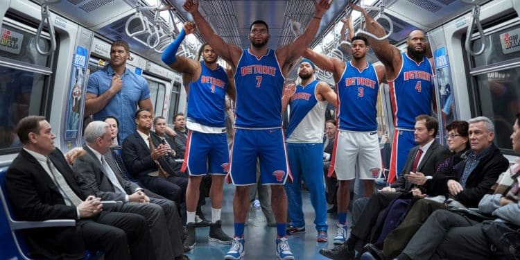 Les Pistons de Detroit Troquent Leur Car pour le Métro New-Yorkais - Viral Mag Dimanche les joueurs des Pistons ont délaissé leur car habituel pour emprunter le métro new yorkais afin daller disputer leur match contre les Nets de Brooklyn Découvrez les détails de cette étonnante aventure Viral Mag