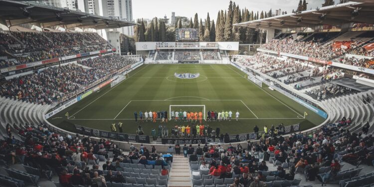 Ligue 1 : Le multiplex de la 12e journée en direct - Viral Mag 24112024 La 12e journée de Ligue 1 est à lhonneur ce dimanche avec un multiplex 100 foot Auxerre reçoit Angers tandis que Nantes accueille Le Havre dans des confrontations qui sannoncent disputées Suivez les rencontres en direct avec nos commentaires live Viral Mag