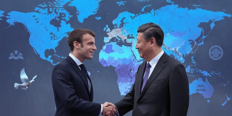Macron et Xi Jinping unis pour une paix durable en Ukraine - Viral Mag Emmanuel Macron et Xi Jinping partagent une volonté commune dinstaurer une paix durable en Ukraine dans le respect de la Charte des Nations Unies Découvrez leur échange lors du G20 à Rio de Janeiro Viral Mag