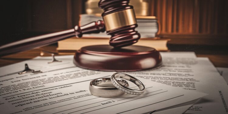 Mariage autorisé malgré une condamnation pour pédophilie - Viral Mag 24112024 A Béziers un couple franco gabonais avec 43 ans décart et un passé de pédophilie obtient le feu vert pour se marier Le ministère public na pu prouver une motivation étrangère à lunion malgré une première condamnation pour tentative de mariage blanc et une interdiction de territoire de 5 ans pour la mariée La justice passe outre les critères dâge et de passé judiciaire Mariage damour ou stratagème Le débat est ouvert Viral Mag