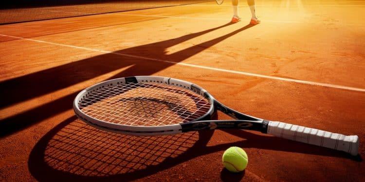 Nadal, la légende du tennis, tire sa révérence - Viral Mag Rafael Nadal lun des plus grands joueurs de tennis de tous les temps a disputé son dernier match en Coupe Davis Retour sur une carrière exceptionnelle Viral Mag