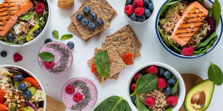 Plan Alimentaire Anti-Inflammatoire de 7 Jours pour Perdre du Poids - Viral Mag Découvrez notre plan alimentaire anti inflammatoire de 7 jours conçu par une diététicienne pour vous aider à perdre du poids sainement Recettes délicieuses et conseils dexperts Viral Mag