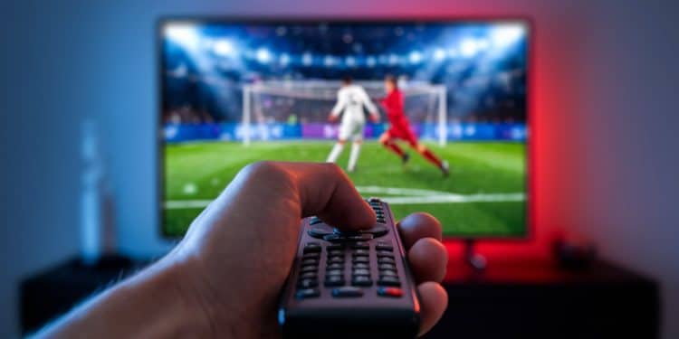 Quiz : Avez-vous bien suivi les matchs européens ce week-end ? - Viral Mag Testez vos connaissances sur les matchs européens du week end avec notre quiz Pluie de buts en Allemagne changement de podium en Premier League Viral Mag