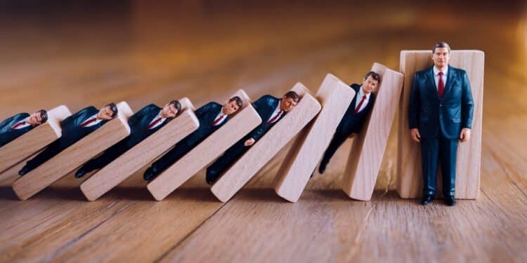 Scandale Mohamed Al-Fayed : 90 Femmes Accusent Le Défunt Magnat - Viral Mag Les révélations chocs sur Mohamed Al Fayed sintensifient 90 femmes témoignent maintenant de viols et agressions la police élargit lenquête Retour sur laffaire Viral Mag