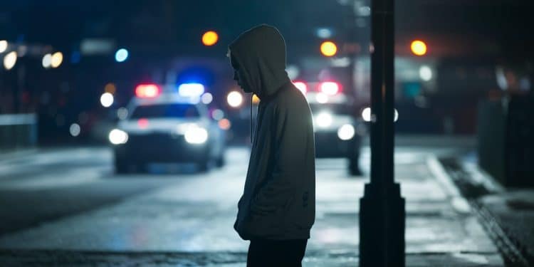 Un Adolescent Arrêté en Allemagne Pour Projet d’Attentat Terroriste - Viral Mag Un jeune homme de 17 ans soupçonné de préparer un attentat islamiste a été arrêté en Allemagne Découvrez les détails de lenquête   Viral Mag