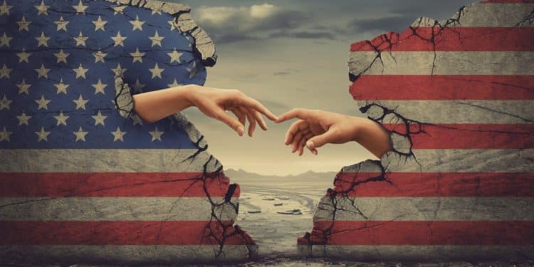 Un juge américain révoque une réforme importante de l’immigration de Biden - Viral Mag Une réforme majeure de limmigration de Biden visant à faciliter lobtention dun statut légal aux États Unis pour les conjoints dAméricains a été révoquée par un juge fédéral texan nommé par Trump Coup dur pour ladministration démocrate Viral Mag