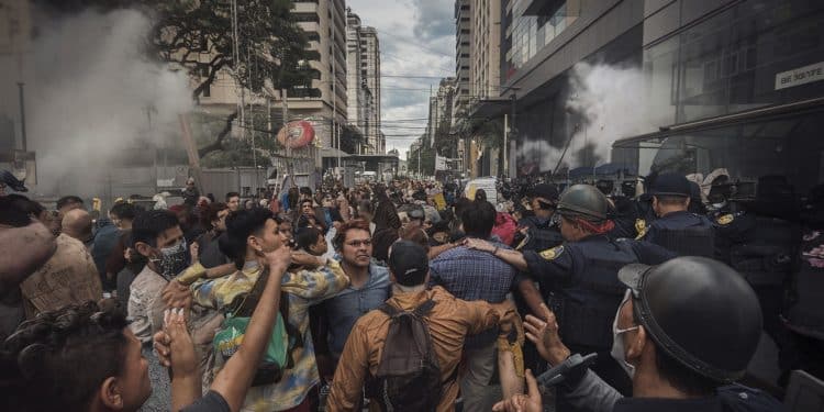 Venezuela : Le Procureur Général Affirme Avoir Évité une Guerre Civile - Viral Mag Le procureur général du Venezuela défend la répression des troubles postélectoraux affirmant avoir évité une guerre civile dans le pays Viral Mag