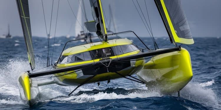 Yoann Richomme bat le record de distance en 24h au Vendée Globe - Viral Mag Yoann Richomme pulvérise le record sur 24h en parcourant 55181 milles lors du Vendée Globe Une performance époustouflante à la barre de son voilier volant Viral Mag