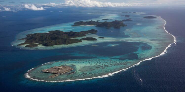 Accord Chagos : Londres et Port-Louis s’Engagent à Finaliser Rapidement - Viral Mag Le Royaume Uni et Maurice affirment leur volonté de conclure dès que possible le traité sur le transfert du contrôle des îles Chagos à Maurice malgré les doutes du nouveau Premier ministre mauricien Un dénouement rapide en vue pour ce contentieux de longue date   Viral Mag
