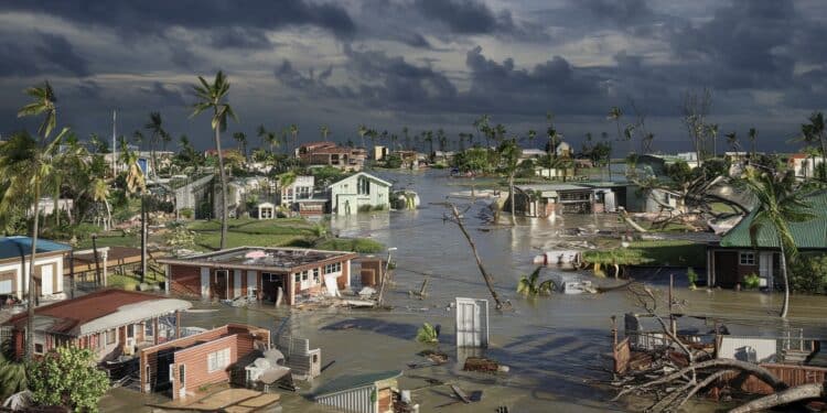 Cyclone Chido : Le Gouvernement Bayrou Réagit pour Mayotte - Viral Mag La réaction du gouvernement Bayrou face au cyclone Chido à Mayotte réunions en urgence mesures de soutien mobilisation des secours Viral Mag