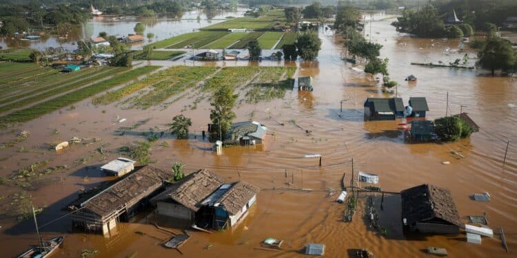 Inondations Meurtrières en Thaïlande: Le Bilan S’alourdit - Viral Mag Des inondations dévastatrices frappent le sud de la Thaïlande faisant 25 morts et touchant plus de 660 000 foyers Les autorités se mobilisent pour secourir les sinistrés Viral Mag