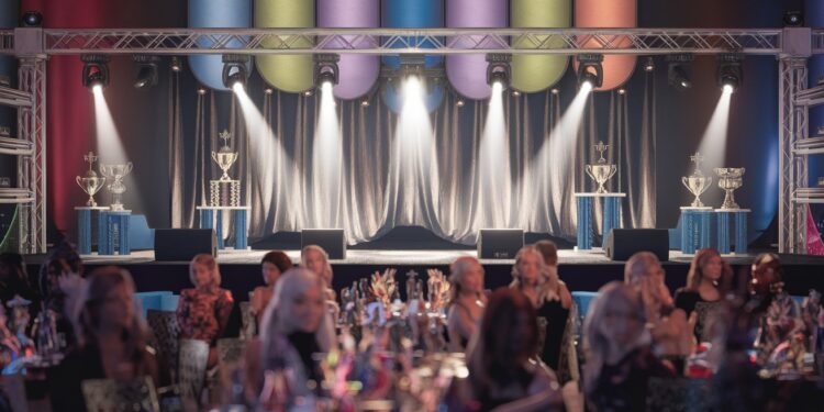 Le PDG de Veuve Clicquot célèbre les projets novateurs portés par des femmes lors dune cérémonie prestigieuse à la BNF Découvrez les lauréates inspirantes   Viral Mag