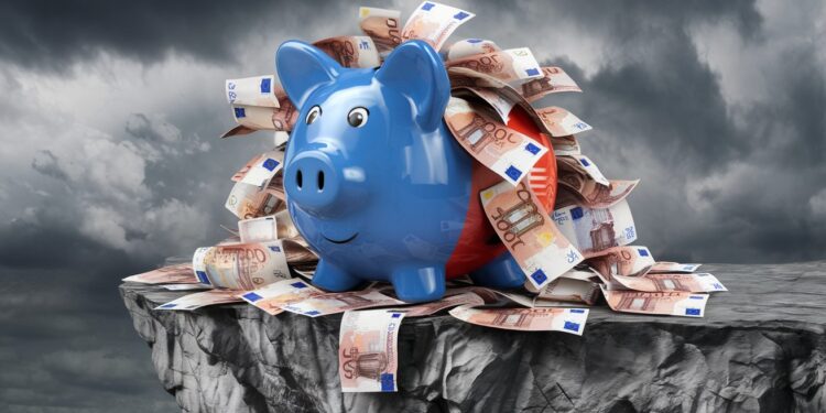 La France Vit Au-Dessus De Ses Moyens: Le Bilan Critique De Macron - Viral Mag Dépenses publiques record promesses non tenues Léconomiste Jean Marc Daniel dresse un bilan sévère de la politique économique dEmmanuel Macron La France vit plus que jamais à crédit Viral Mag