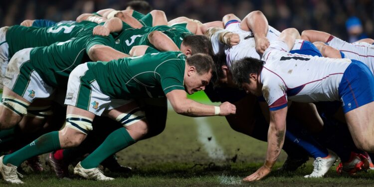 Le Réveil Époustouflant des Avants Palois Face au LOU Rugby - Viral Mag Pau met fin à une série de défaites grâce à un pack retrouvé et conquérant Découvrez les clés de ce match décisif   Viral Mag