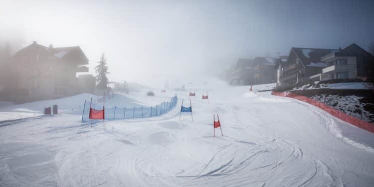 Le Super-G Femmes de Saint-Moritz Reporté pour Cause Météo - Viral Mag Découvrez pourquoi le super G femmes de Saint Moritz est reporté ce dimanche à cause de la météo capricieuse Quelles conséquences pour la compétition Viral Mag