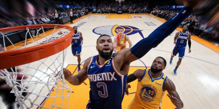 Les Phoenix Suns Triomphent Face aux Warriors en NBA - Viral Mag Les Phoenix Suns ont battu les Golden State Warriors 113 105 samedi en NBA Découvrez comment Phoenix a réussi à stopper la série de 4 défaites de Golden State Viral Mag
