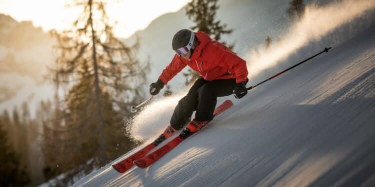 Marco Schwarz champion autrichien de ski alpin fait son grand retour à Val dIsère après une blessure au genou droit Découvrez son parcours et ses objectifs    Viral Mag