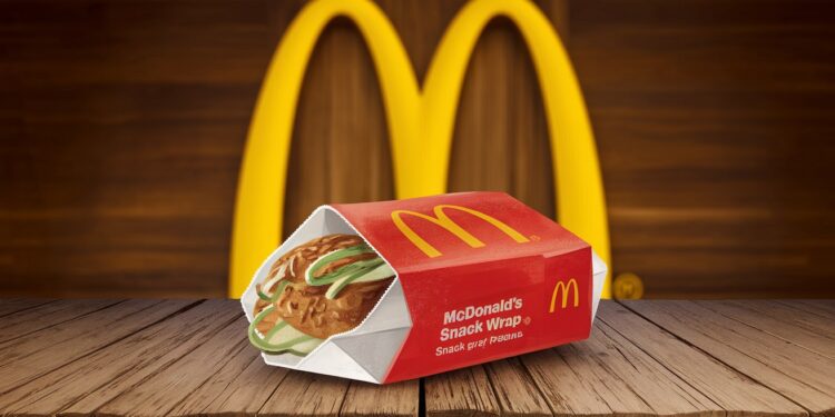 McDonald’s Ramène Ses Wraps Cultes Après 8 Ans D’Absence - Viral Mag 8 ans après leur disparition les iconiques snack wraps de McDonalds seront de retour dès 2025  Découvrez tous les détails de ce come back tant attendu   Viral Mag