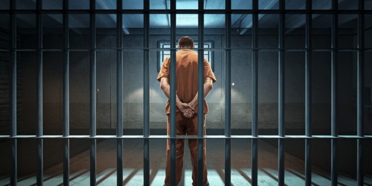 Opposant Béninois Condamné à 10 Ans de Prison Après Violences Électorales - Viral Mag Un leader de lopposition au Bénin a été condamné à 10 ans de prison pour son rôle présumé dans des affrontements post électoraux meurtriers en 2019 Découvrez lhistoire de ce Général civil controversé Viral Mag