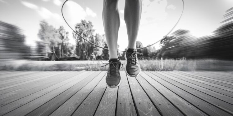 Top 4 Des Meilleures Cordes À Sauter Pour Un Cardio Optimal - Viral Mag Découvrez notre sélection des 4 meilleures cordes à sauter pour un entraînement cardio efficace Des modèles durables et légers pour tous les niveaux Viral Mag