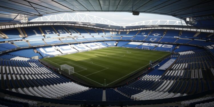 Un match décisif pour le titre entre Manchester City et Everton - Viral Mag Manchester City affronte Everton dans un choc au sommet qui pourrait savérer décisif pour lattribution du titre en Premier League Qui lemportera Viral Mag