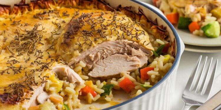 Casserole de Poulet Crémeuse au Miel et à la Moutarde : Le Meilleur Dîner - Viral Mag Découvrez notre délicieuse recette de casserole de poulet crémeuse au miel et à la moutarde Un dîner réconfortant et savoureux qui réchauffera vos soirées dhiver Viral Mag