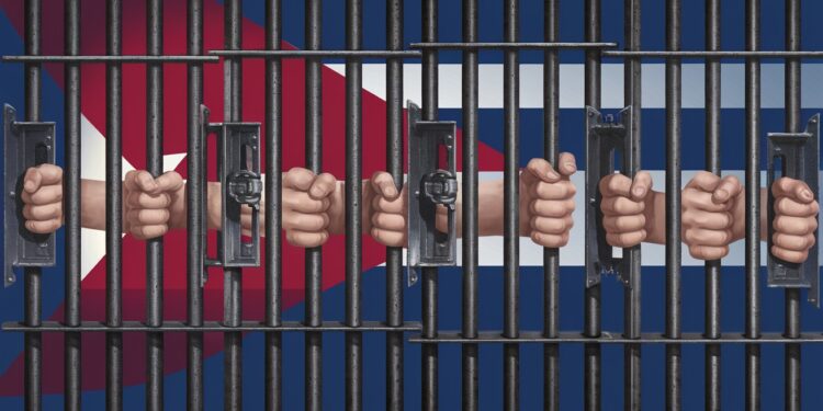 Cuba : Début de la Libération des Prisonniers Politiques - Viral Mag Sous la pression de Washington Cuba initie la libération de 553 prisonniers dont de nombreux manifestants emprisonnés en 2021 Une avancée majeure pour les droits humains sur lîle   Viral Mag