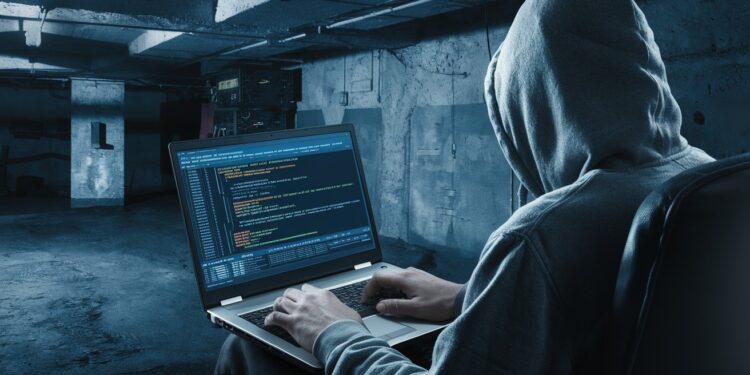Le Chef Présumé D’un Réseau De Hackeurs Bientôt Jugé à Paris - Viral Mag Un Bélarusse de 33 ans soupçonné dêtre à la tête dun groupe de pirates informatiques ayant fait plus de 2300 victimes sera jugé en février à Paris pour extorsion via rançongiciels et blanchiment dargent en cryptomonnaies Viral Mag