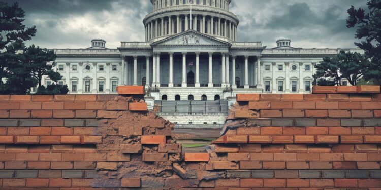 Sous la présidence Trump le Congrès a voté une loi visant à renforcer la détention de migrants irréguliers suscitant de vives réactions Découvrez les enjeux et les réactions à cette mesure phare   Viral Mag