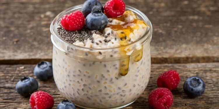 L’upgrade anti-inflammatoire n°1 pour vos overnight oats - Viral Mag Découvrez comment ajouter un ingrédient puissant à vos overnight oats pour booster leurs bienfaits santé Une astuce simple et savoureuse Viral Mag