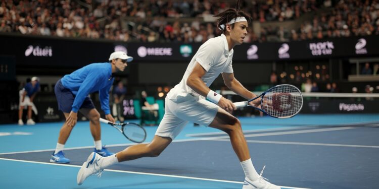 Learner Tien révélation de lOpen dAustralie 2025 est tombé en huitièmes de finale face à Lorenzo Sonego Découvrez le parcours du jeune Américain   Viral Mag