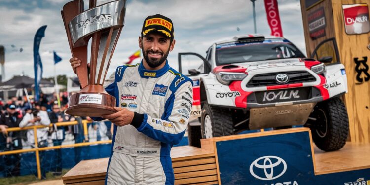 Yazeed Al-Rajhi, Premier Saoudien Vainqueur du Dakar - Viral Mag Yazeed Al Rajhi fait lhistoire en devenant le premier Saoudien à remporter le rallye Dakar Une victoire symbolique pour ce pilote privé Viral Mag