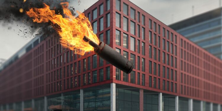 Une attaque au cocktail Molotov vise le bureau de lUE à Sofia Pourquoi cette violence éclate t elle en Bulgarie  Découvrez les dessous de ce clash explosif    Viral Mag