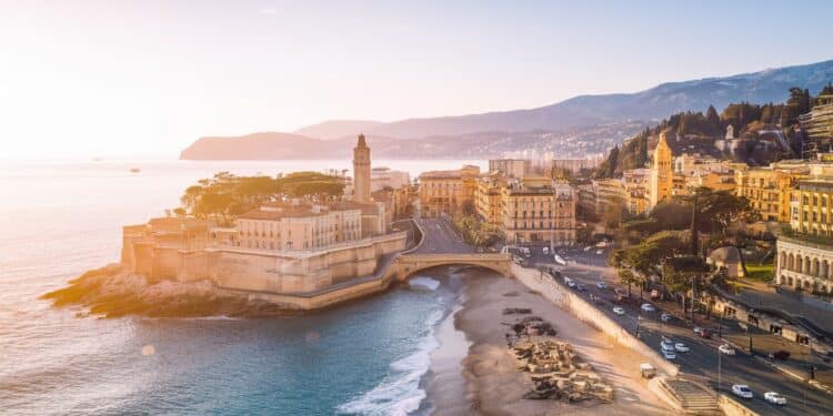 Savourez un hiver doux et glamour à Nice ville de villégiature inscrite au patrimoine de lUNESCO Découvrez son charme intemporel   Viral Mag