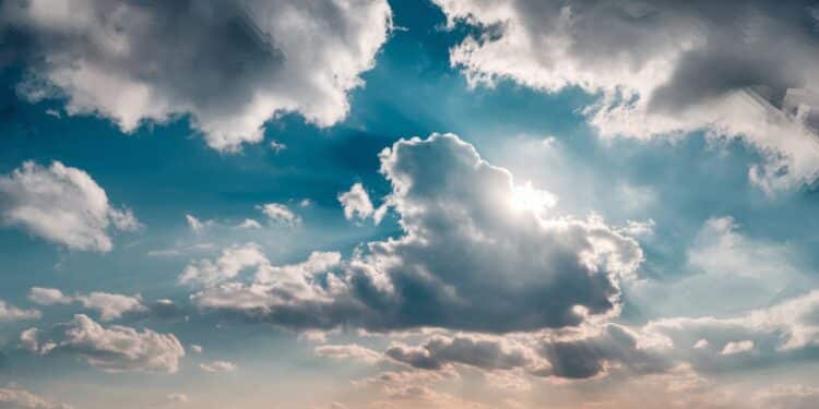 Découvrez les prévisions météorologiques détaillées pour le 14 février 2025 en France Un temps contrasté vous attend avec des éclaircies et des averses Consultez nos cartes et bulletins pour tout savoir sur la météo de la Saint Valentin   Viral Mag