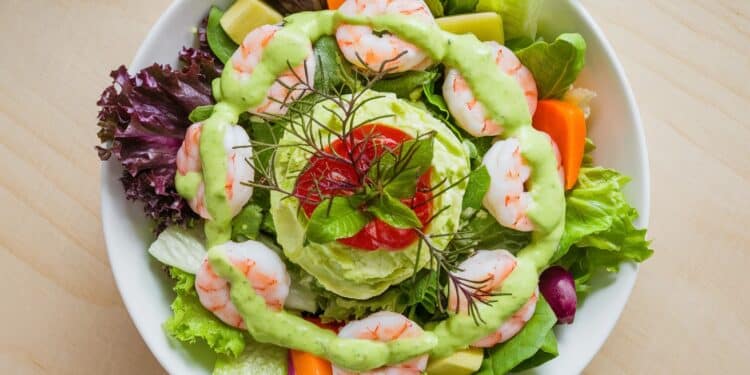 Salade Déesse Verte : La Tendance Fraîcheur et Santé de l’Été - Viral Mag Découvrez la Salade Déesse Verte le nouveau phénomène culinaire qui allie saveurs rafraîchissantes et bienfaits nutritifs Un régal pour les papilles et le bien être    Viral Mag
