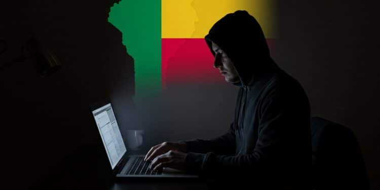 Un cyberactiviste béninois jugé pour des posts critiques Vérité ou répression  Découvrez les dessous dune affaire qui secoue le pays    Viral Mag