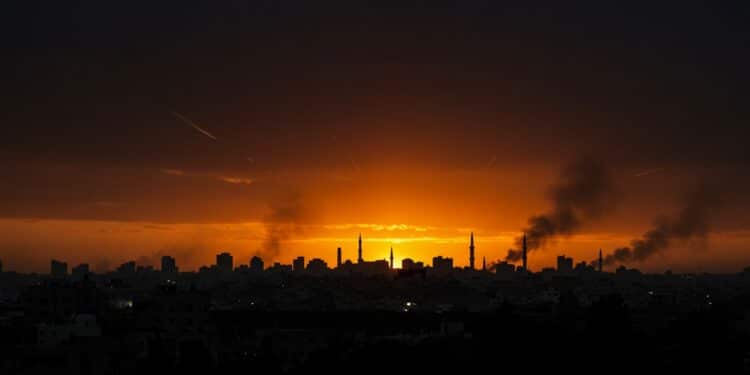 Netanyahu Promet d’Intensifier les Frappes sur Gaza - Viral Mag 18032025 413 morts en une nuit à Gaza Netanyahu promet pire encore Les otages sacrifiés pour la guerre La suite va vous choquer Viral Mag