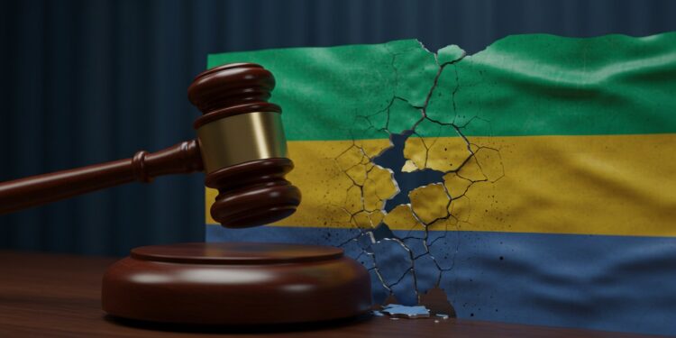 Un candidat à la présidentielle au Gabon exige un procès pour la famille Bongo détenue depuis 18 mois Torture corruption  que cache cette affaire    Viral Mag