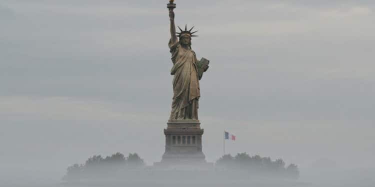 Un député français réclame la Statue de la Liberté aux USA Découvrez pourquoi ce symbole divise et enflamme les débats    Viral Mag