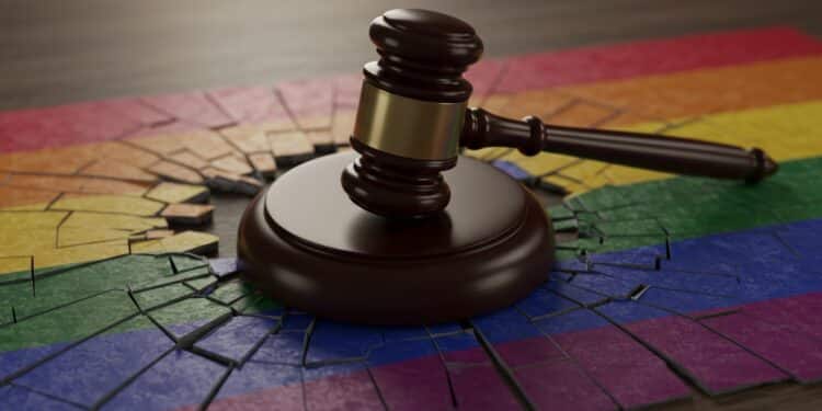 Thérapies de Conversion : La Cour Suprême Tranche en 2025 - Viral Mag La Cour Suprême examine linterdiction des thérapies de conversion pour mineurs LGBT+ Une loi contestée qui divise liberté ou danger Viral Mag