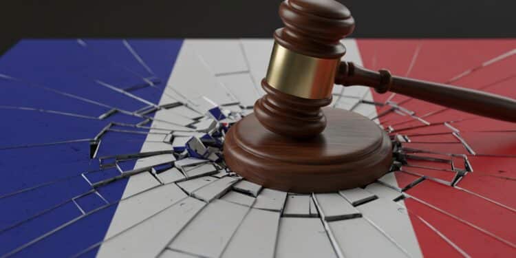 Marine Le Pen : Inéligibilité Choc et Contre-Offensive - Viral Mag Découvrez comment lextrême droite réagit à linéligibilité de sa leader et défie la justice avant 2027 Viral Mag