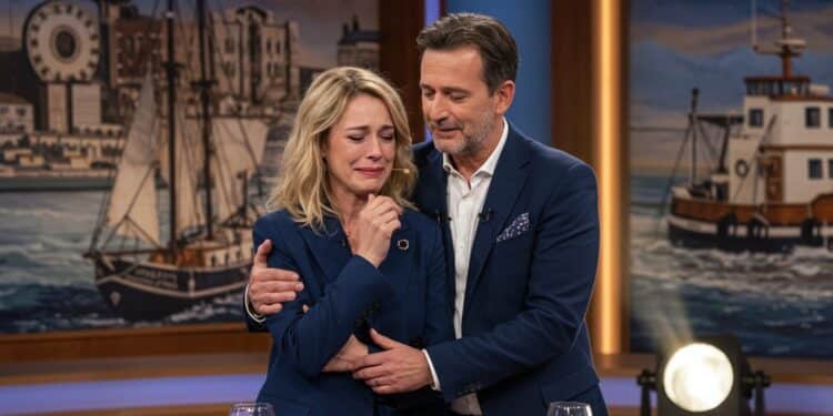 Sidonie Bonnec Et Olivier Minne : Adieux Émouvants À La Télé - Viral Mag Sidonie Bonnec en larmes dit adieu à Olivier Minne après 8 ans de complicité à la télévision Découvrez les moments forts de leur dernière émission   Viral Mag