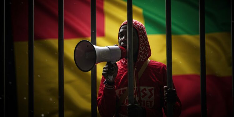 Mali : Un Militant Innocenté Toujours Détenu - Viral Mag Un militant malien innocenté par la justice reste en prison Les experts de lONU exigent sa libération Découvrez les enjeux de cette affaire Viral Mag