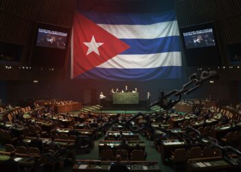 La Libération de Paris : Quand l’Histoire a Basculé en 1944 - Viral Mag 25 août 1944 Paris est libéré après 4 ans doccupation nazie Revivez ce moment charnière de lHistoire de France qui a changé le destin du pays et du monde   Viral Mag