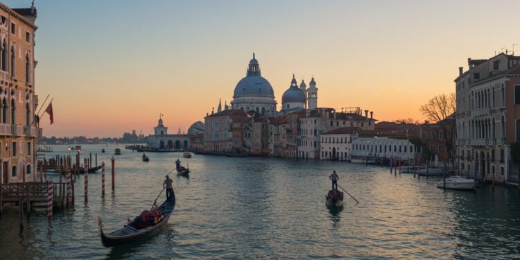10102025   Plongez dans lunivers de Monet à Venise  37 tableaux sublimes où la lumière danse sur leau Une exposition unique à découvrir mais quel secret cache t elle    Viral Mag