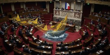 Litecoin : Hausse Imminente avec l’ETF en Vue ? - Viral Mag Litecoin forme un drapeau haussier et les chances dun ETF LTC grimpent Analyse technique et perspectives pour 2025 Découvrez pourquoi LTC pourrait bondir    Viral Mag